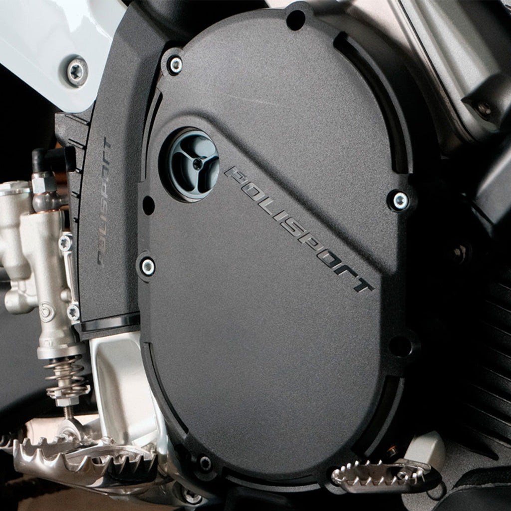 Kit protection carter Polisport monté sur le moteur d'une Stark Varg 2023-2026