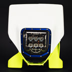 Plaque phare LED ET Racing Dual 6 noire montée sur la plaque phare Husqvarna TE FE 2024 à 2027