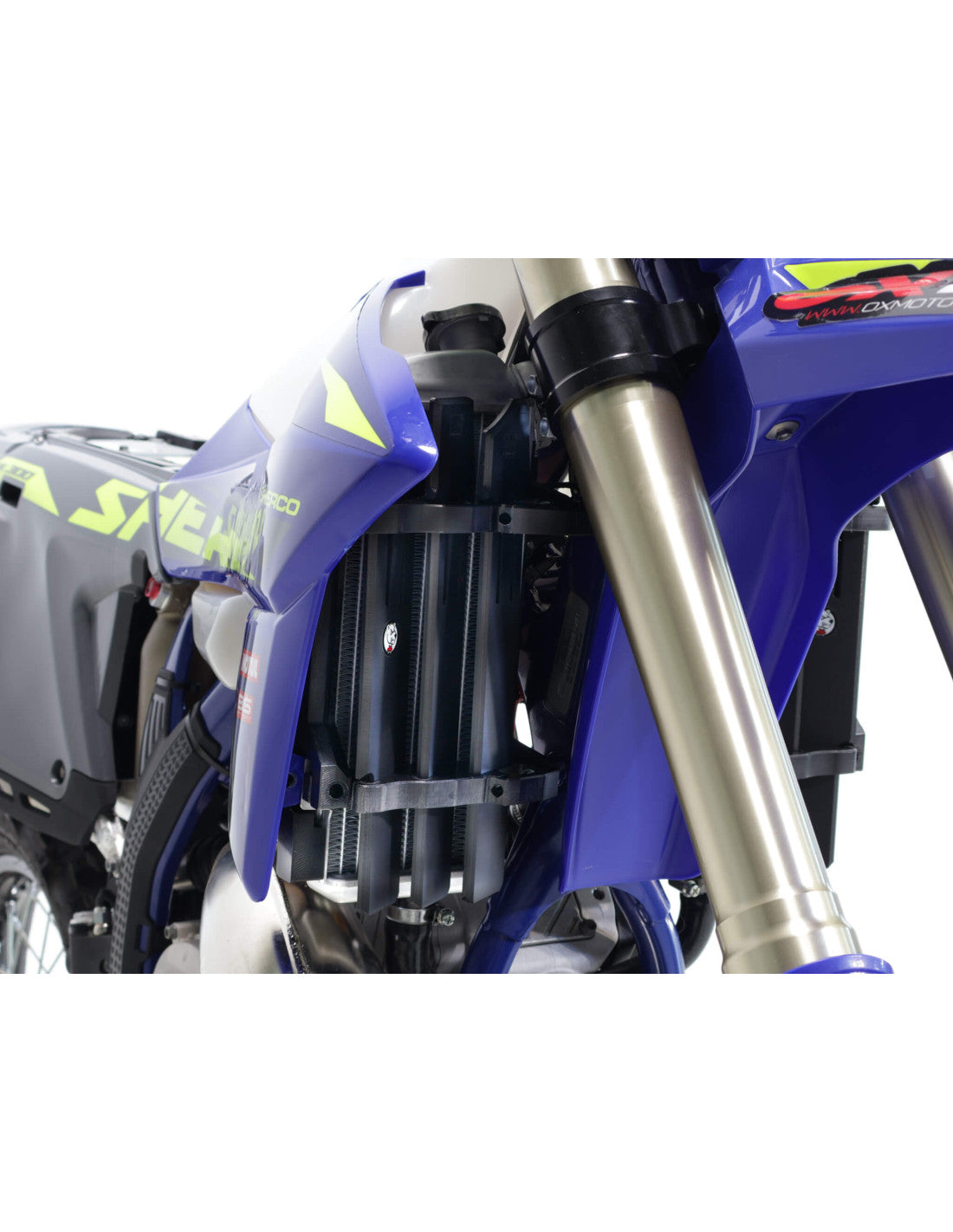 Protection de radiateur AXP Racing AX1767 noire compatible Sherco Factory 125 SE 250 SE 300 SE 250 SEF 300 SEF 450 SEF 500 SEF 2025 à 2027