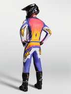 Tenue cross Alpinestars Fluid Drag bleu et lilas vue de dos