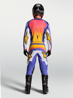 Tenue cross Alpinestars Fluid Drag lilas et bleu iris vue de profil